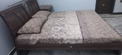 Bed King size with dressing and side table