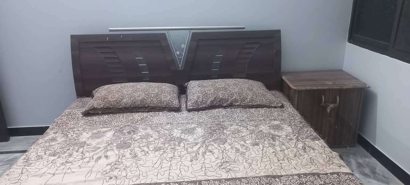 Bed King size 4