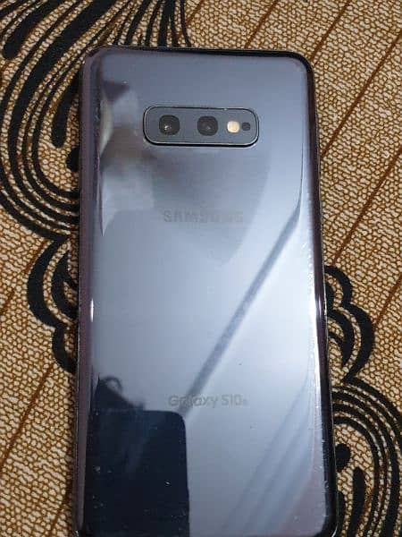 Samsung S10e 6/128 fully working condition Non pta 4