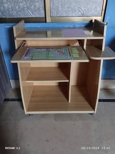 computer table