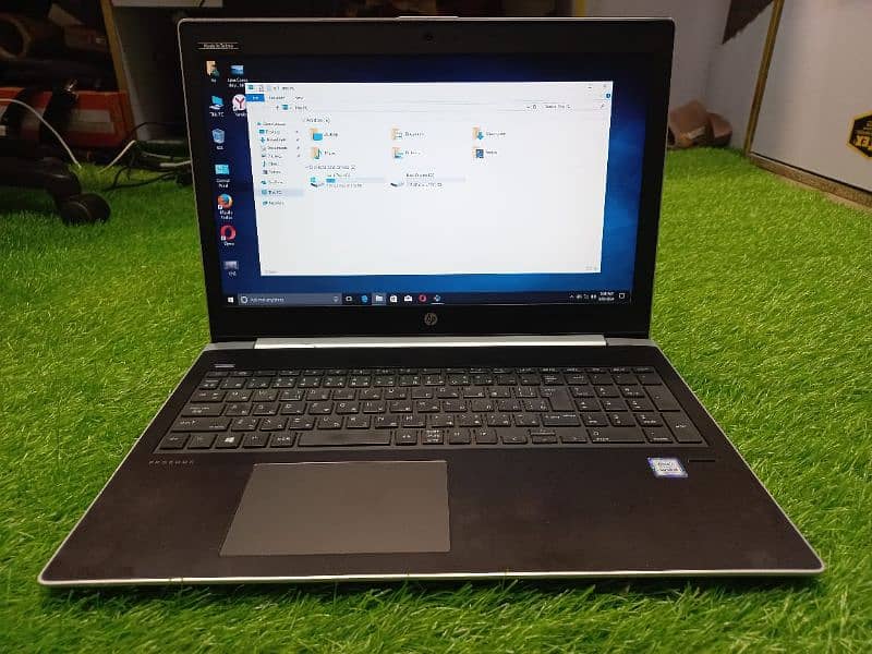 HP Laptop - Intel Core i3 7th Gen G5 - Used Like New 2