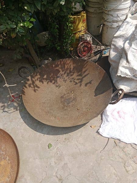 karahi for sel good condition used 2