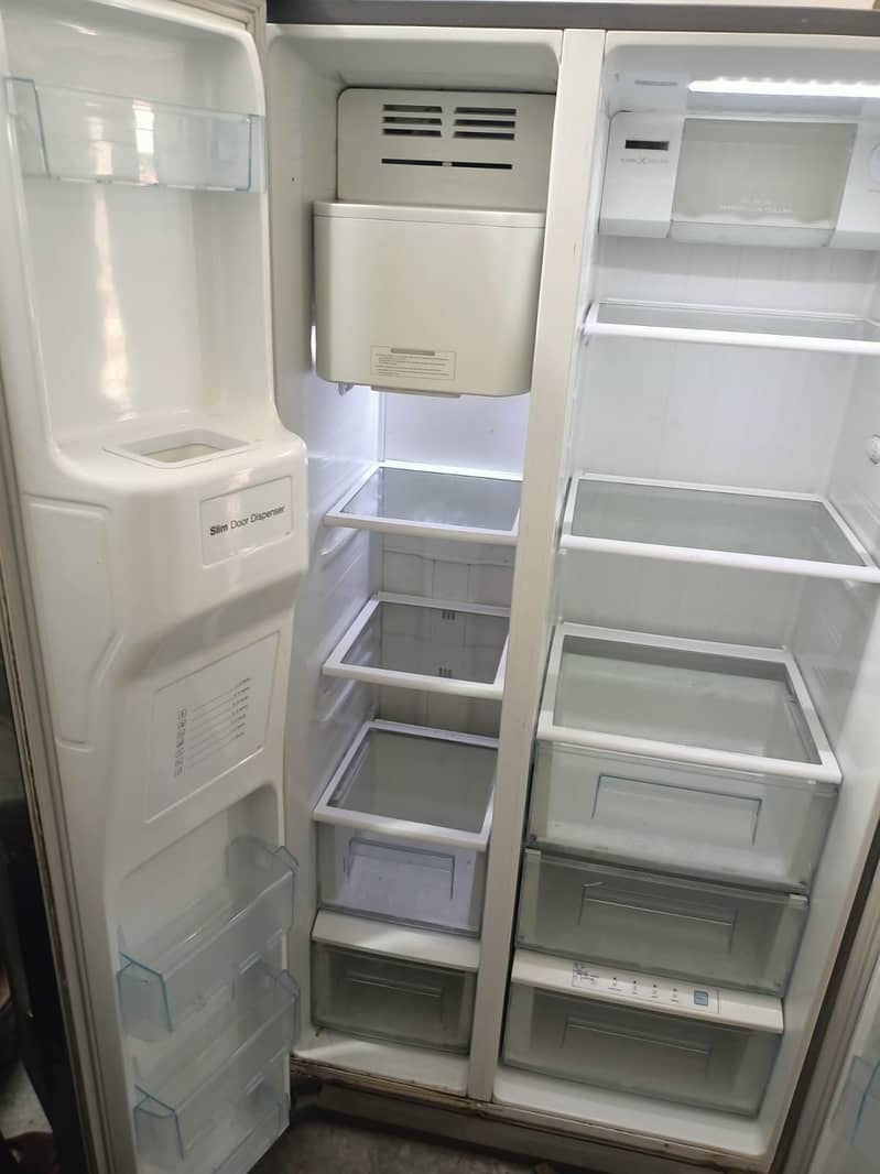 Frank refrigerator/Fridge for sale 4