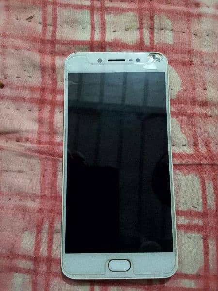 vivo y67 Mobile Phone. 0