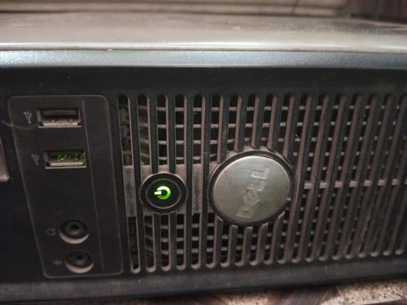 DELL OPTIPLEX 745 QUADOCORE PROCESSOR IN CHEAP PRICE 1