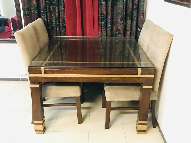 Dining table with 4 chairs 2