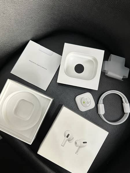 Apple airpods pro wireless charging 5