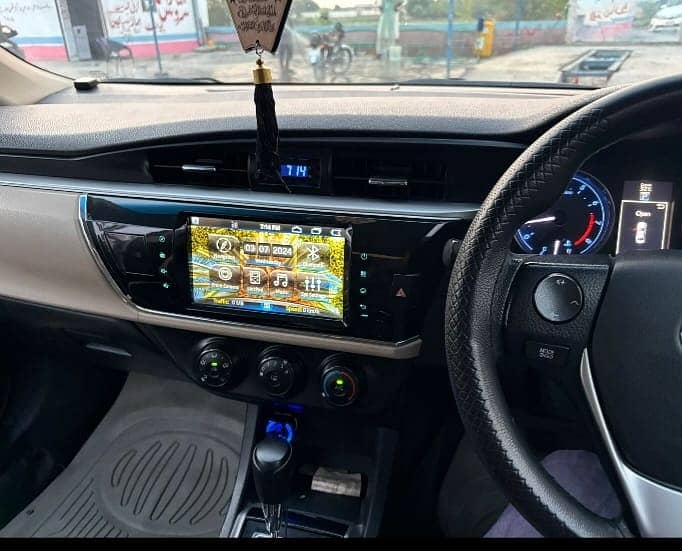 Toyota Altis Grande 2017 4