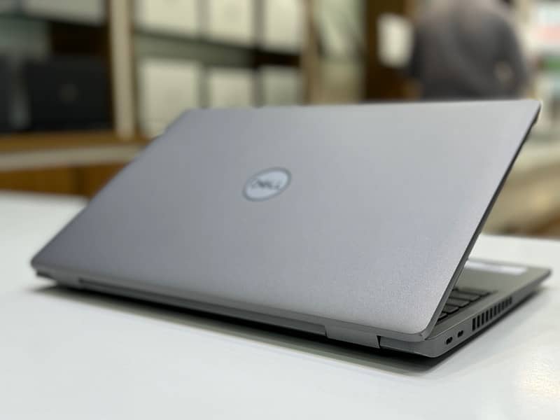 Dell Latitude 5520 Core i7-11th Generation 32Gb With 512Gb Storage 4