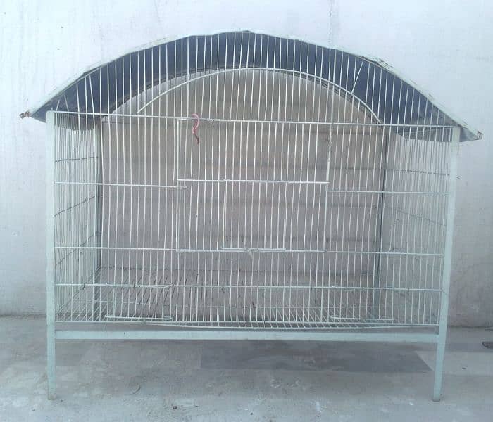 " High-Quality Bird Cage in Excellent Condition – Must See!"** 3