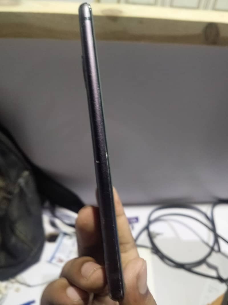 Moto Z4 PTA Approved Fresh LED All OK 3