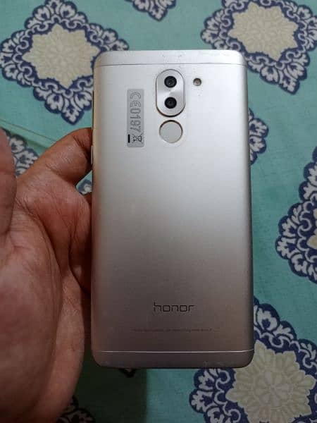 Huawei Honor 6x (Excellent Condition) 2