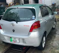 Toyota Vitz 2010