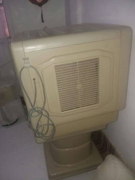 room air cooler new condition bohot kaam use hoa hai all systems OKAY 1