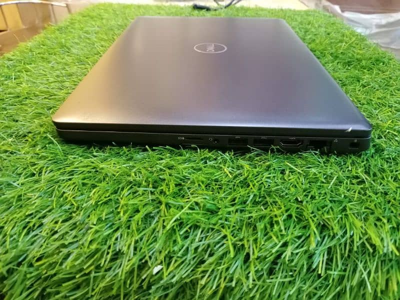 DELL LATITUDE 5400  TOUCH i5 8TH GEN 7