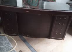 used office table in good condition