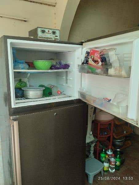 Kenwood Refrigerator 14 cubic 2