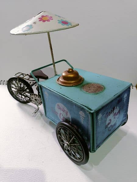 Ice Cream Cycle metal model for sale 1