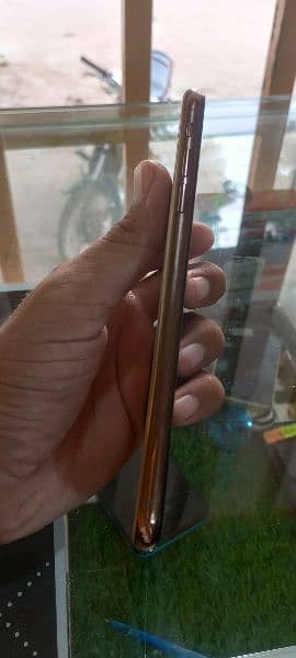 Iphone XS MaX NoN PTA F. U 2