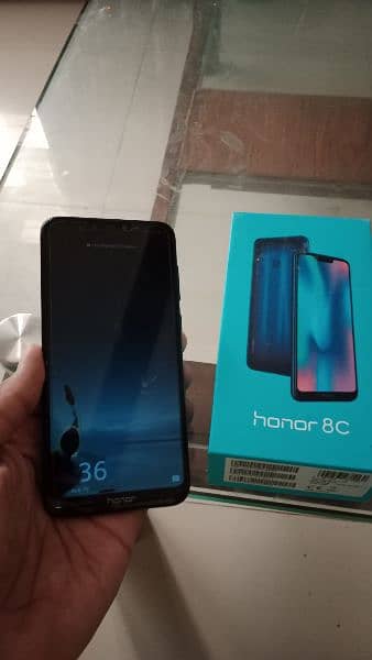 honor 8C 2