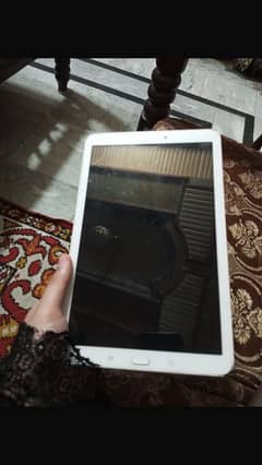 Samsung galaxy Tab E in good condition