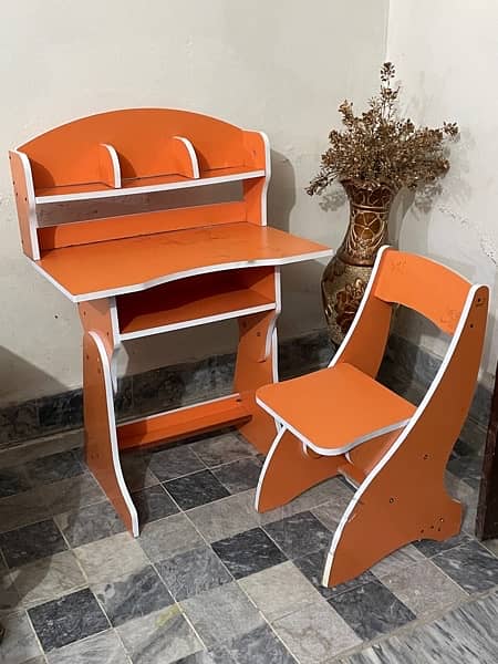 Study table for kids 2