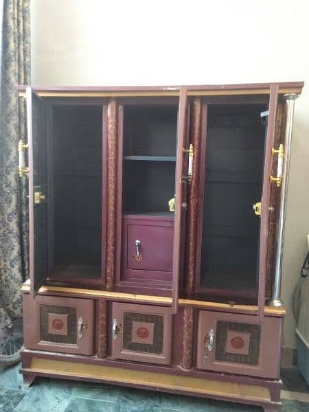 iron wardrobe 3 door very solid. . . . 03228842510 3