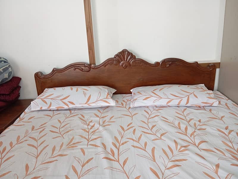 Wooden bed for sale 0