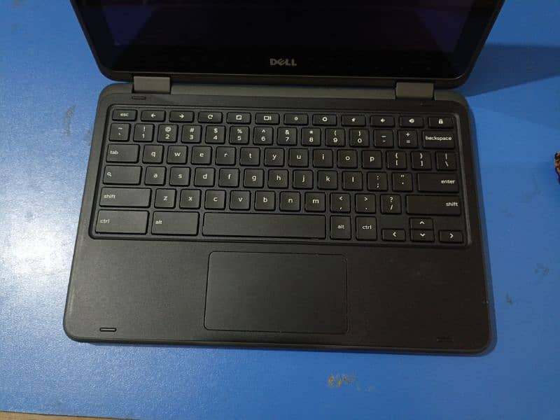 Dell 3189 Chromebook 4gb+16GB SSD 2