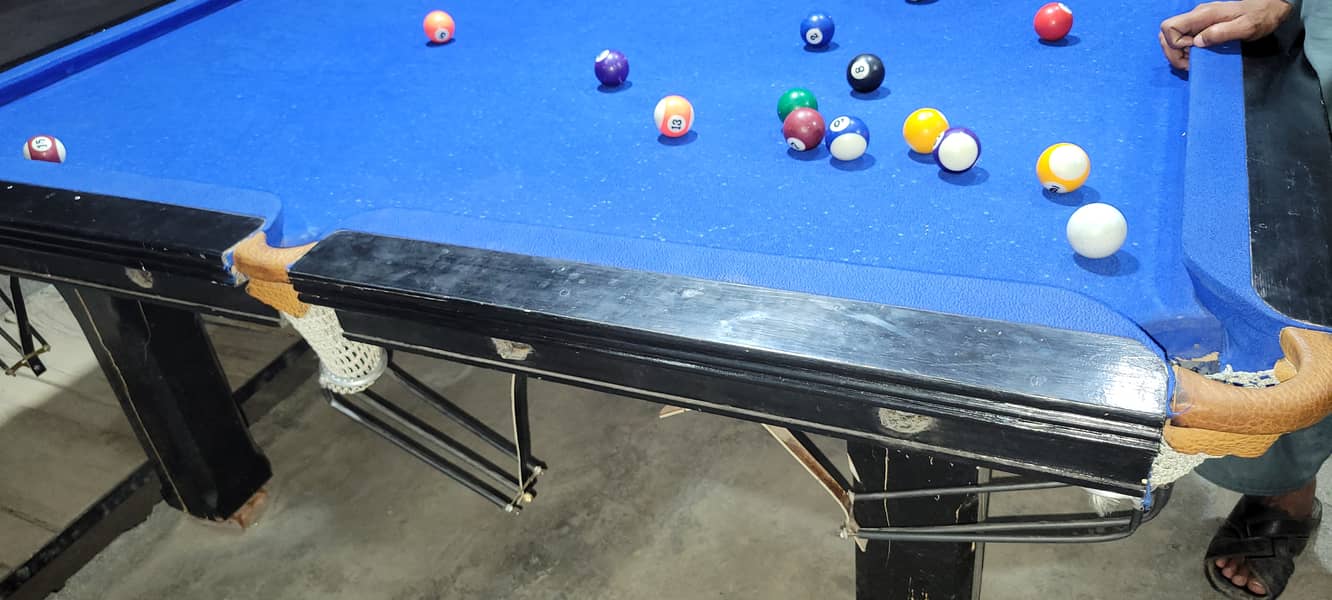 Pool Billiard / Snooker Game 4x7 for Sale 1