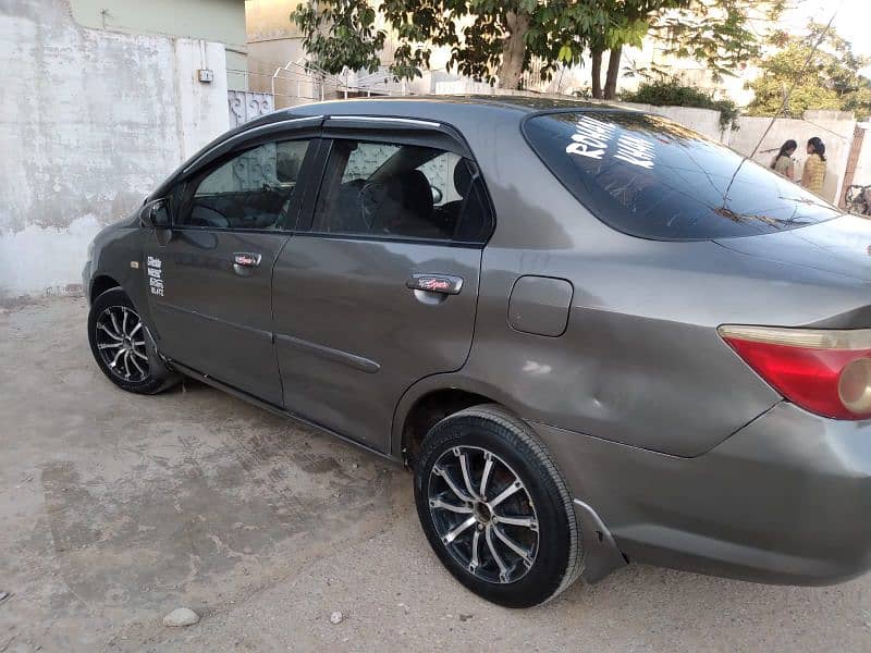 Honda City IDSI 2006 5