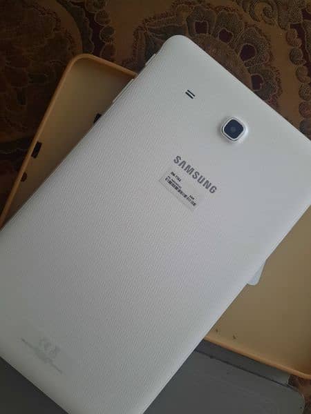 SAMSUNG GALAXY TAB E 1