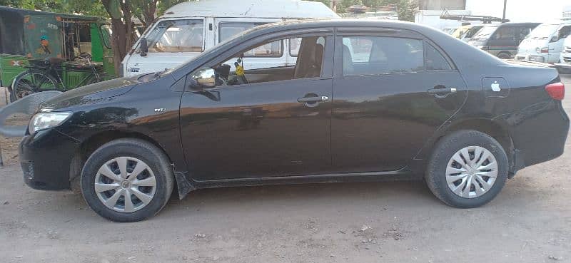 Toyota Corolla XLI 2009 5