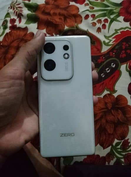 Infinix zero 30 pearly white 0