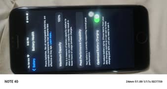 iPhone 6s 10 by 10 100% battery has good condition