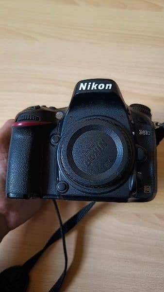 Nikon D610 body with complete box 0