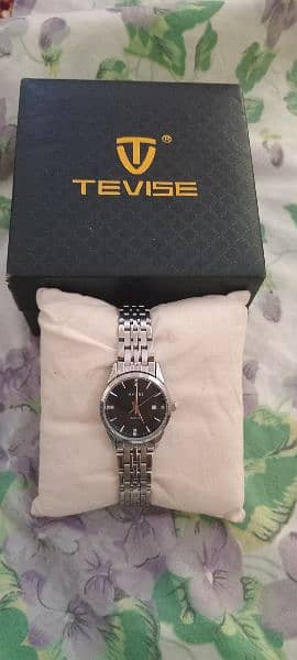 New Watches For Men's And Women's For sale 2