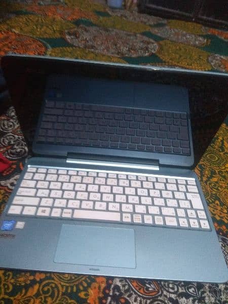 ASUS MINI LAPTOP 6*GB 64SSD 3