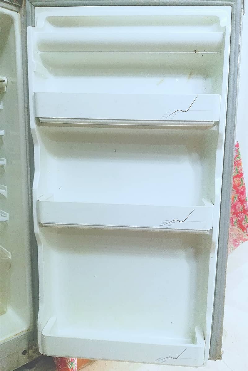 Dawlance fridge 2