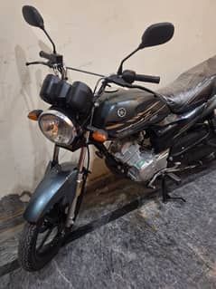 yb 125Z dx all ok lush condition nmber nai laga huwa