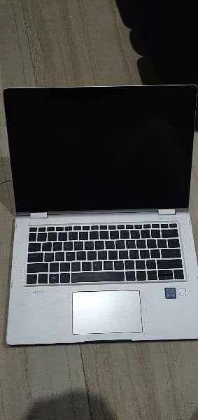 HP Elitebook 1030 urgent sale 1