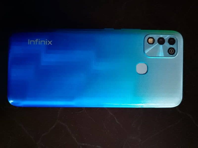 Infinix hot 11 play 6