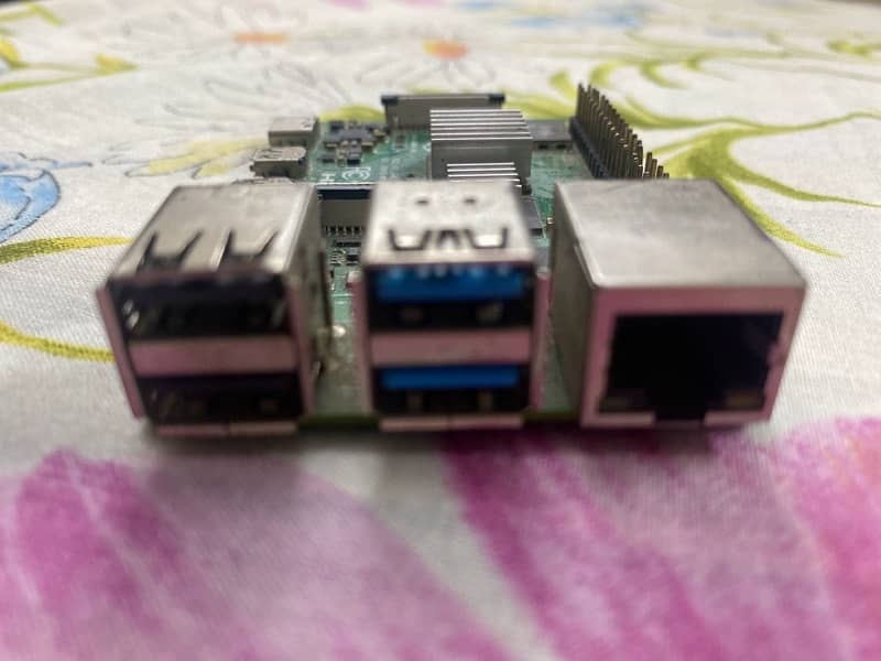 Raspberry Pi 4B Fully Working With 2 HDMI ports 2