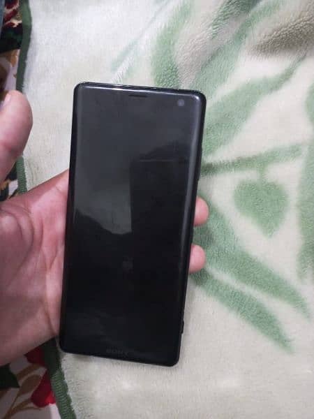 Sony experia xz3 4