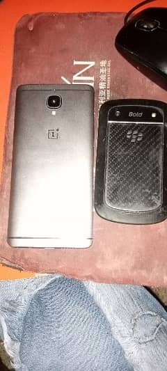 One plus 3 blackberry