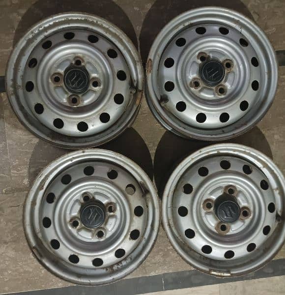 Alto 660cc Original Rims 0