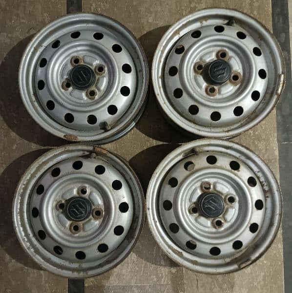 Alto 660cc Original Rims 1