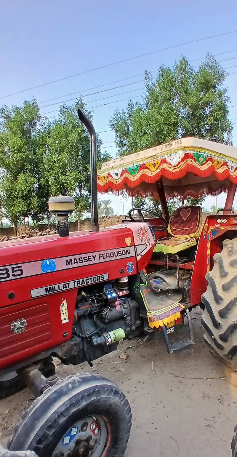 Tractor 385 10