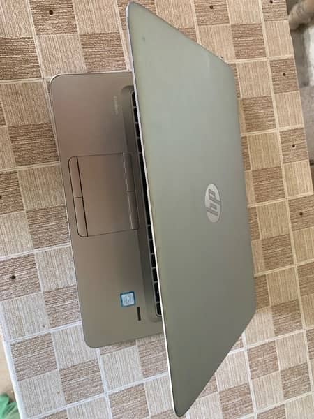 HP elite book 840G4 8