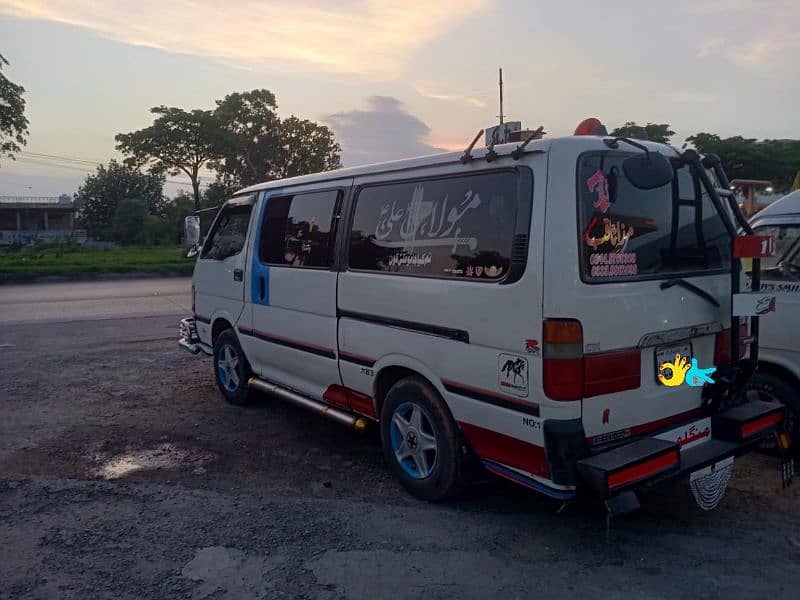 Toyota hiace 1991 modle kota 13 petrol / cng 1